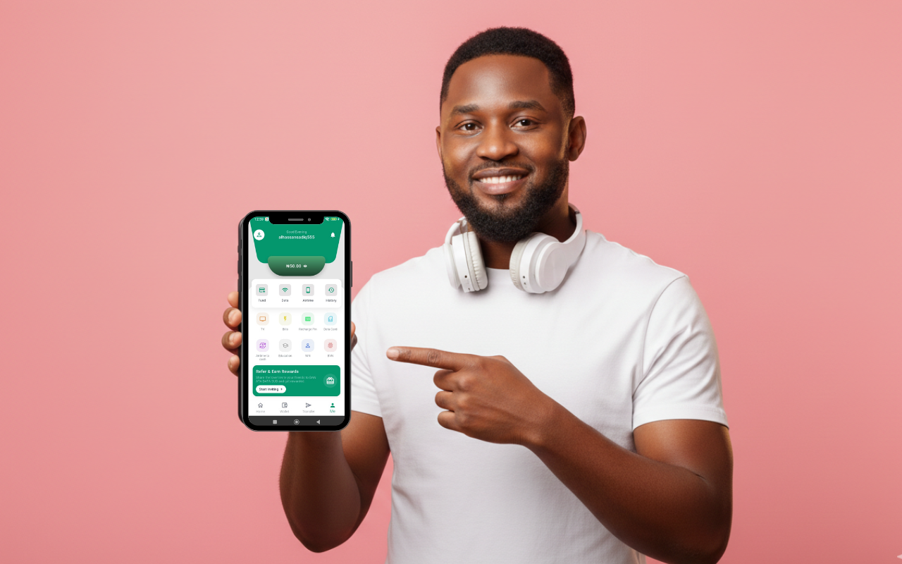 Professional man using Dan Ata App